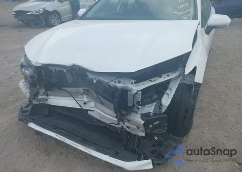 2025 Toyota Camry Le z USA, uszkodzony, nr VIN 4T1DAACK3SU045989